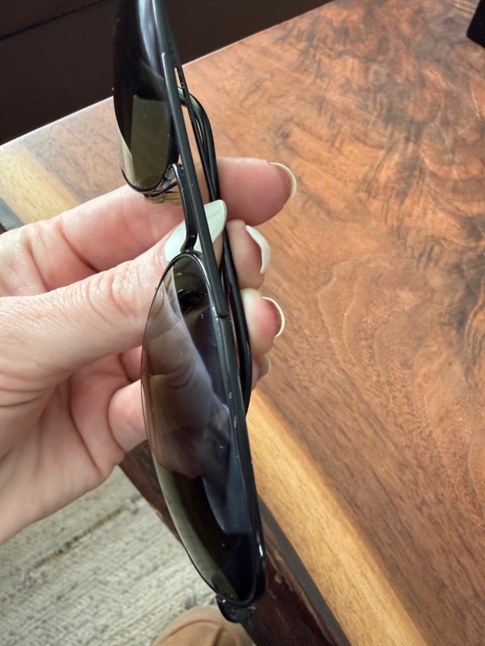 Polarized Ray-Ban Aviator Sunglasses - Picture 6 of 7
